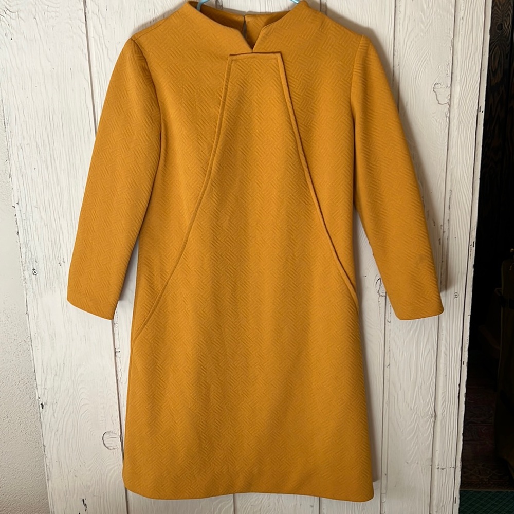 Vintage mid mod dress